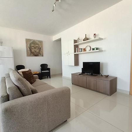 Апартаменти Crescent Court F Сент-Полс-Бей Екстер'єр фото